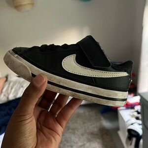 Toddler Nike Size 8 Sneakers